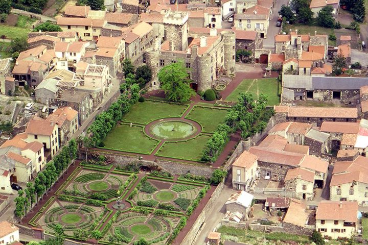 Le château d'Opme à Romagnat