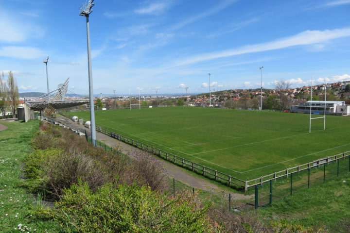 Le terrain Michel-Brun accueille les matches de rugby et de football