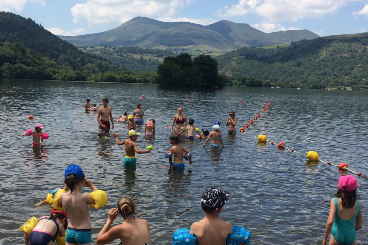 Baignade au lac Chambon